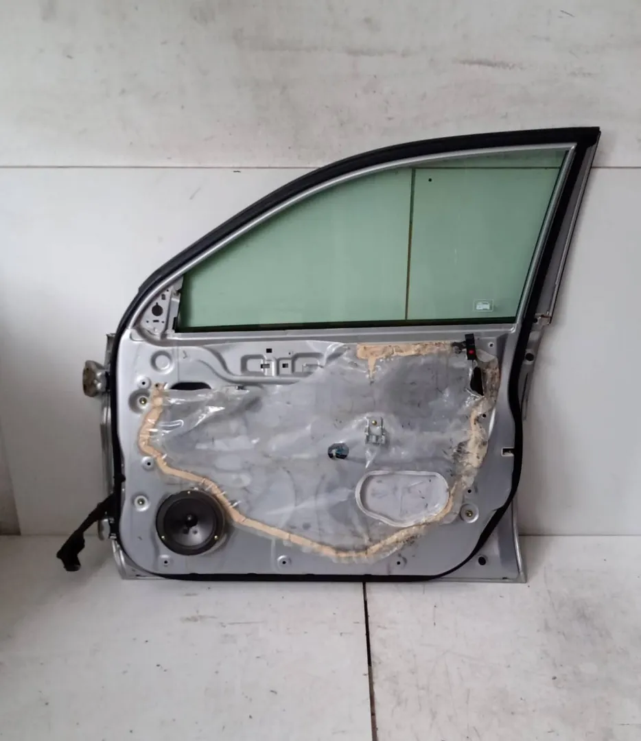 Porta anteriore destro Porta anteriore destro