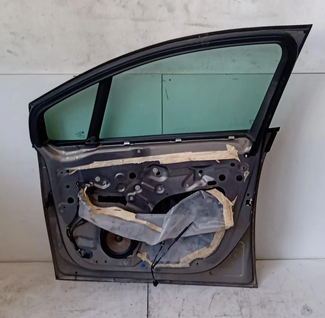 Porta anteriore destro Porta anteriore destro