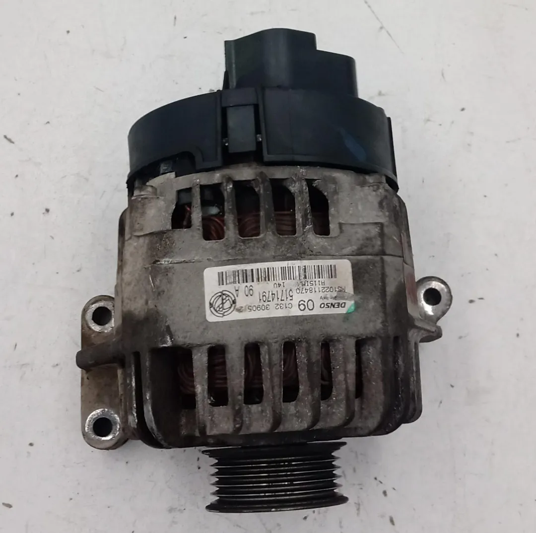 Alternatore Alternatore