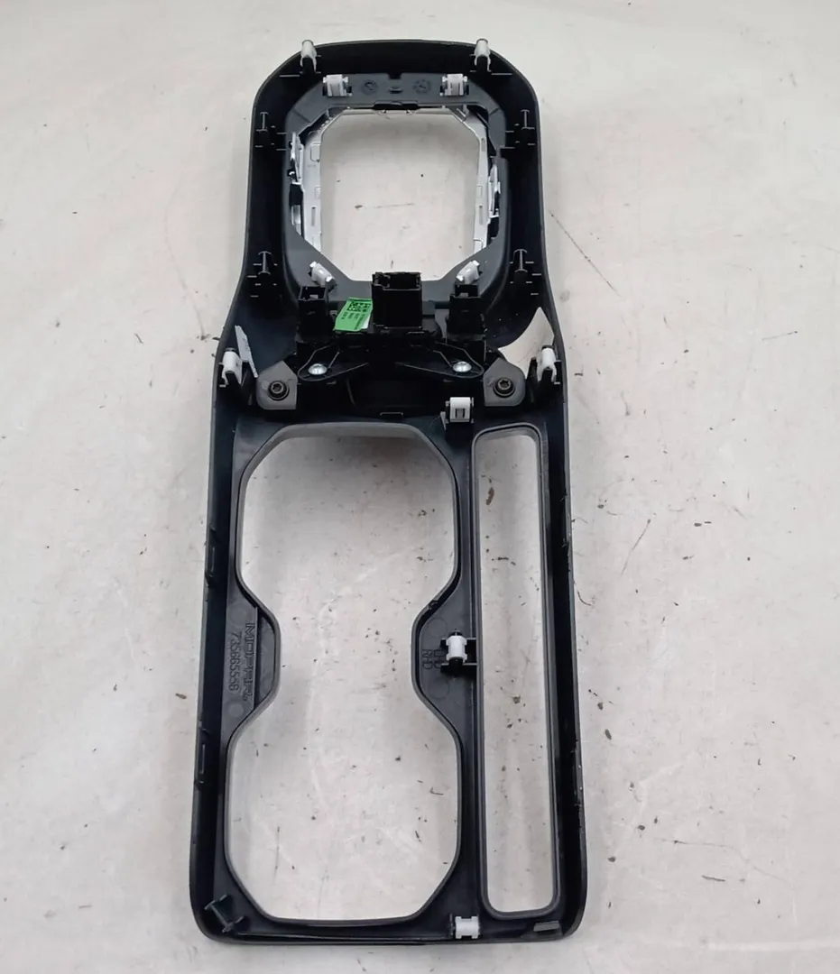 Blocco comandi multifunzione consolle centrale Blocco comandi multifunzione consolle centrale