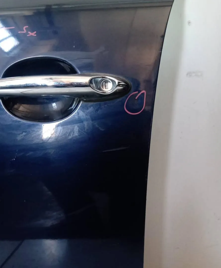Porta anteriore sinistro Porta anteriore sinistro