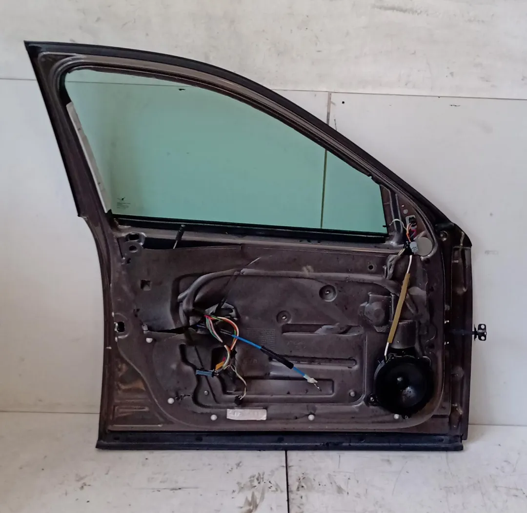 Porta anteriore sinistro Porta anteriore sinistro