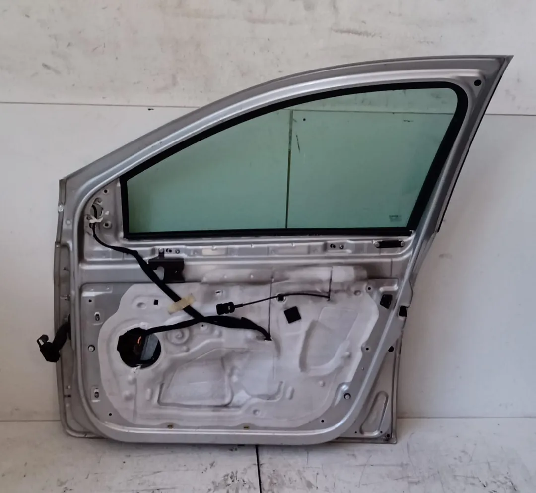 Porta anteriore destro Porta anteriore destro