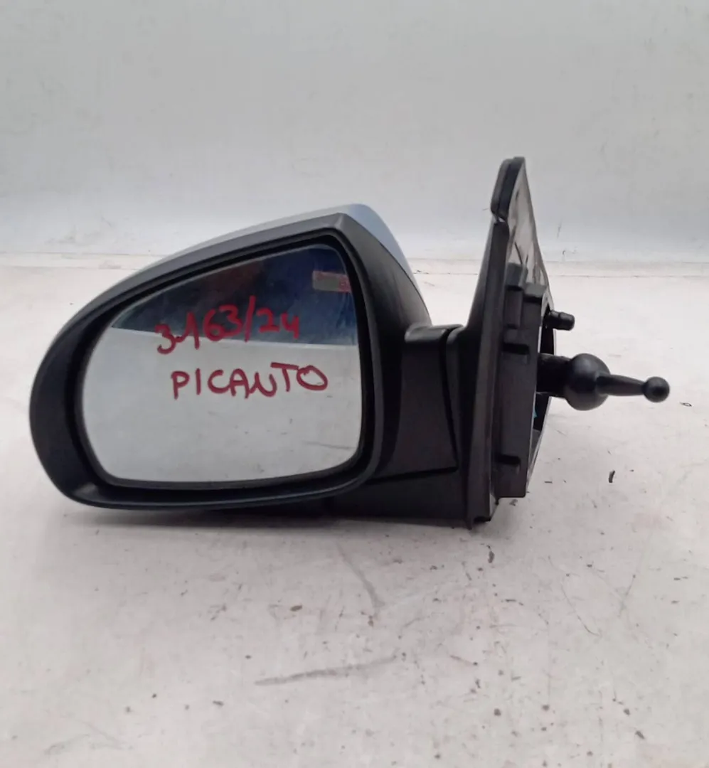 Specchietto retrovisore sinistro Specchietto retrovisore sinistro