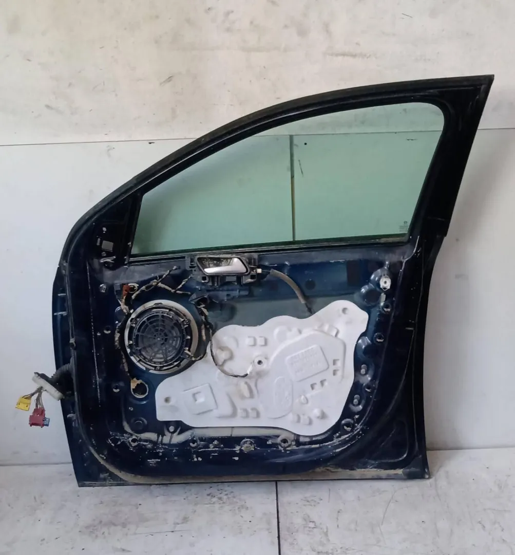 Porta anteriore destro Porta anteriore destro