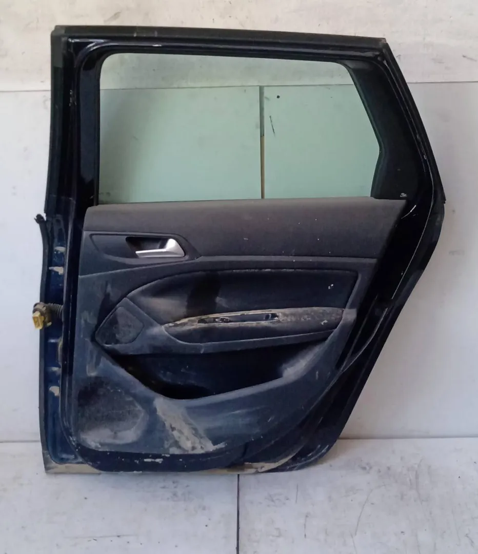 Porta posteriore destro