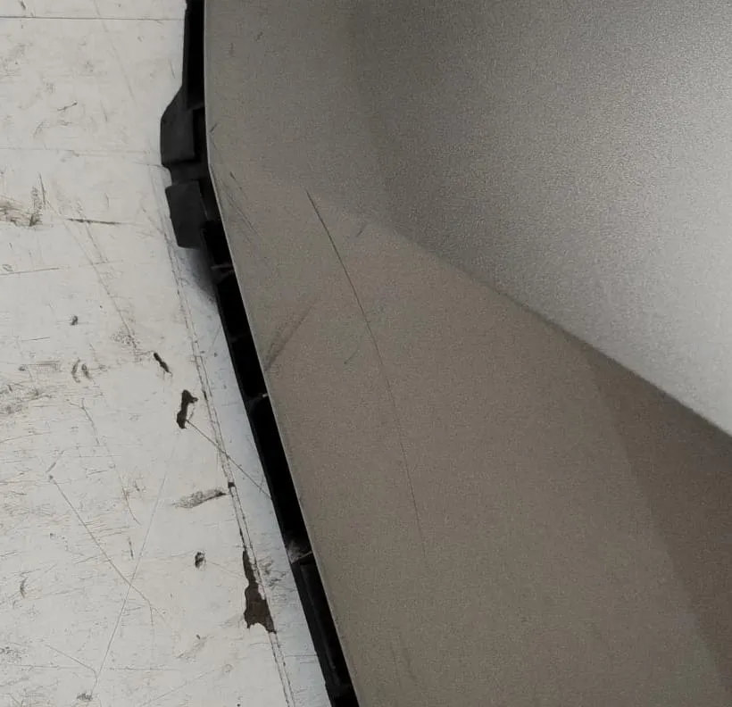 Parafango anteriore sinistro