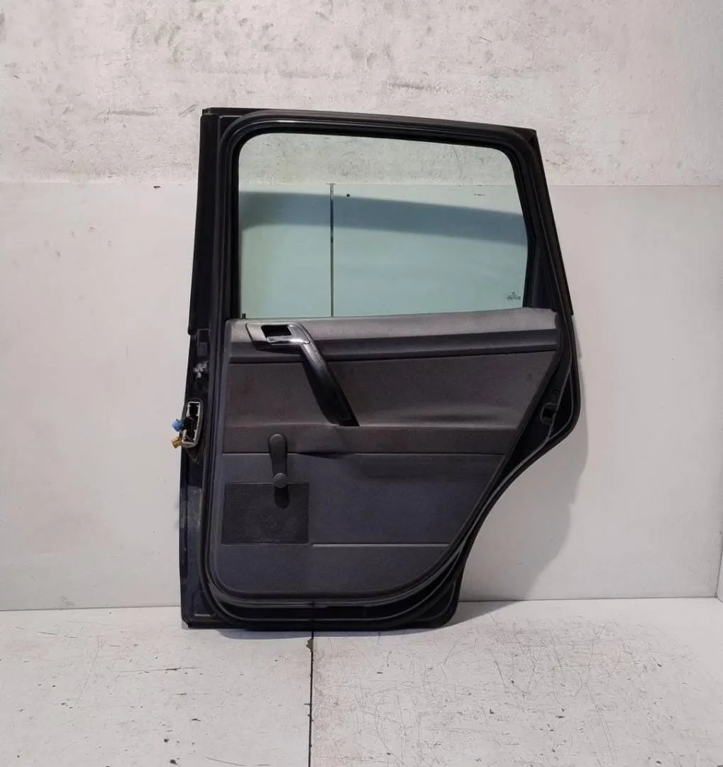 Porta posteriore destro