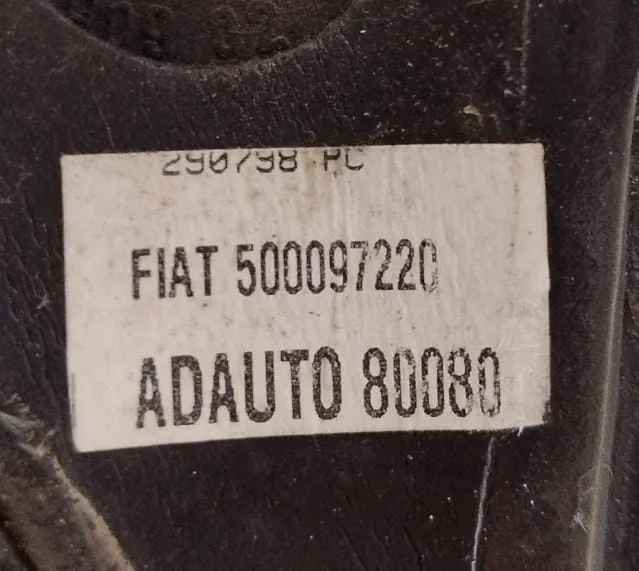 Specchietto retrovisore sinistro Specchietto retrovisore sinistro