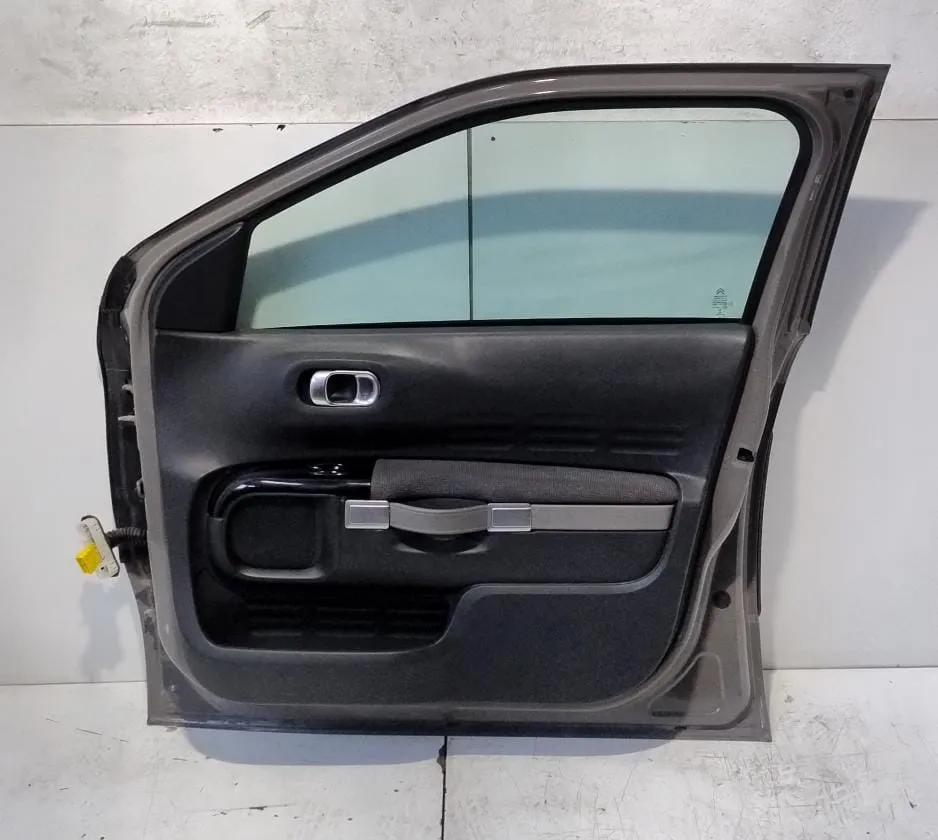 Porta anteriore destro Porta anteriore destro