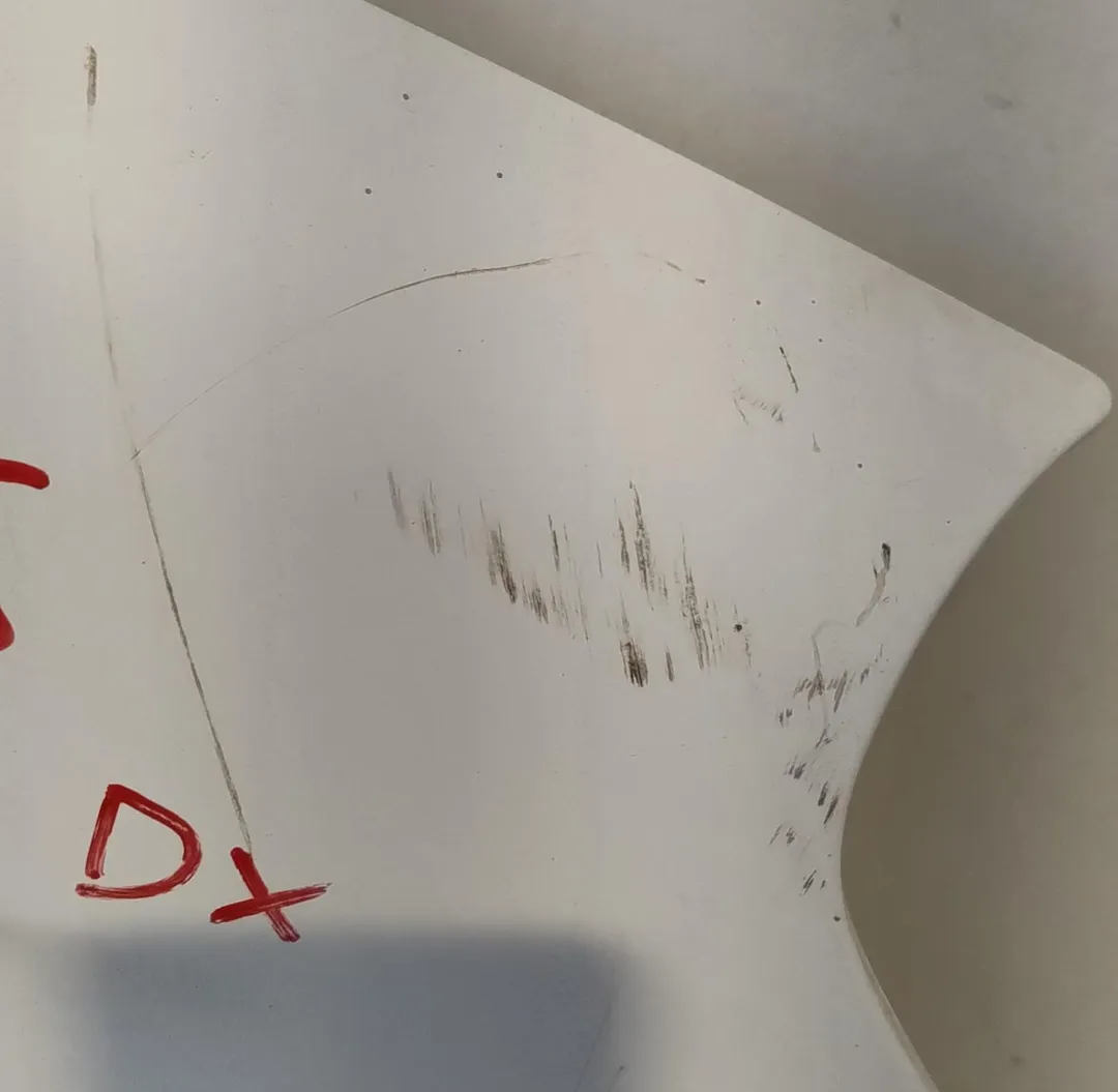Parafango anteriore destro Parafango anteriore destro