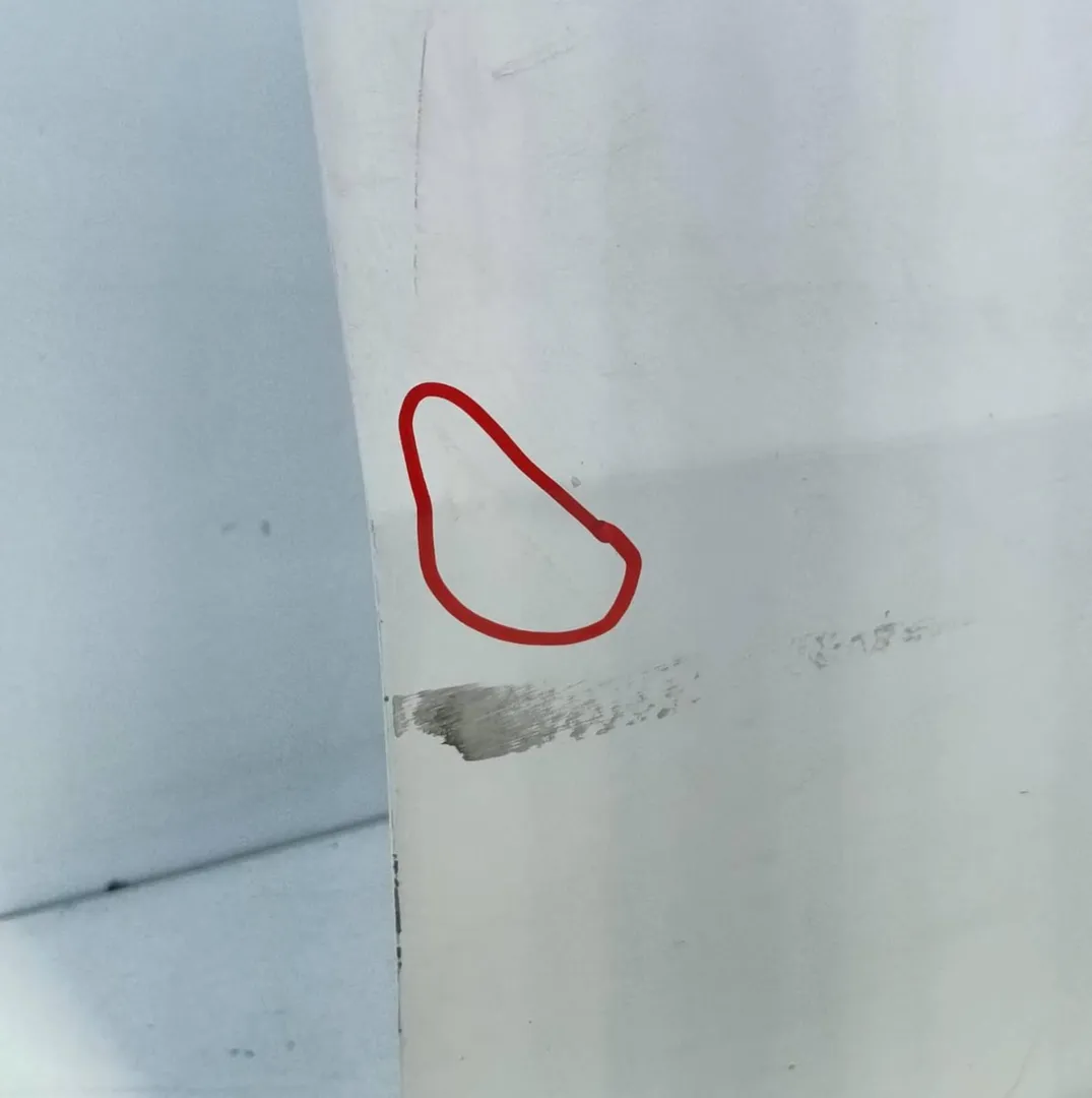 Porta anteriore destro