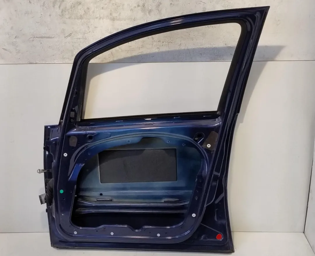 Porta anteriore destro Porta anteriore destro