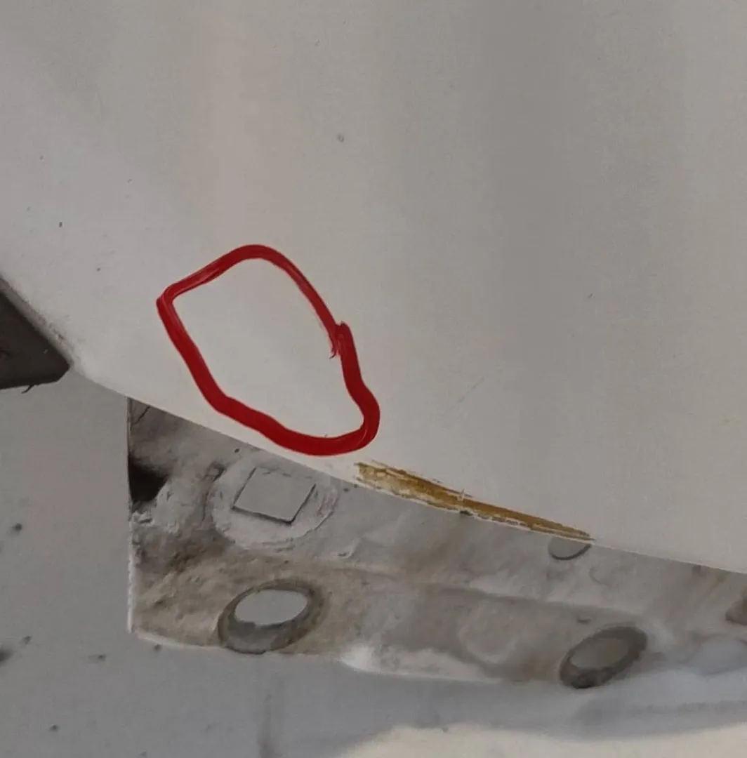 Parafango anteriore destro Parafango anteriore destro