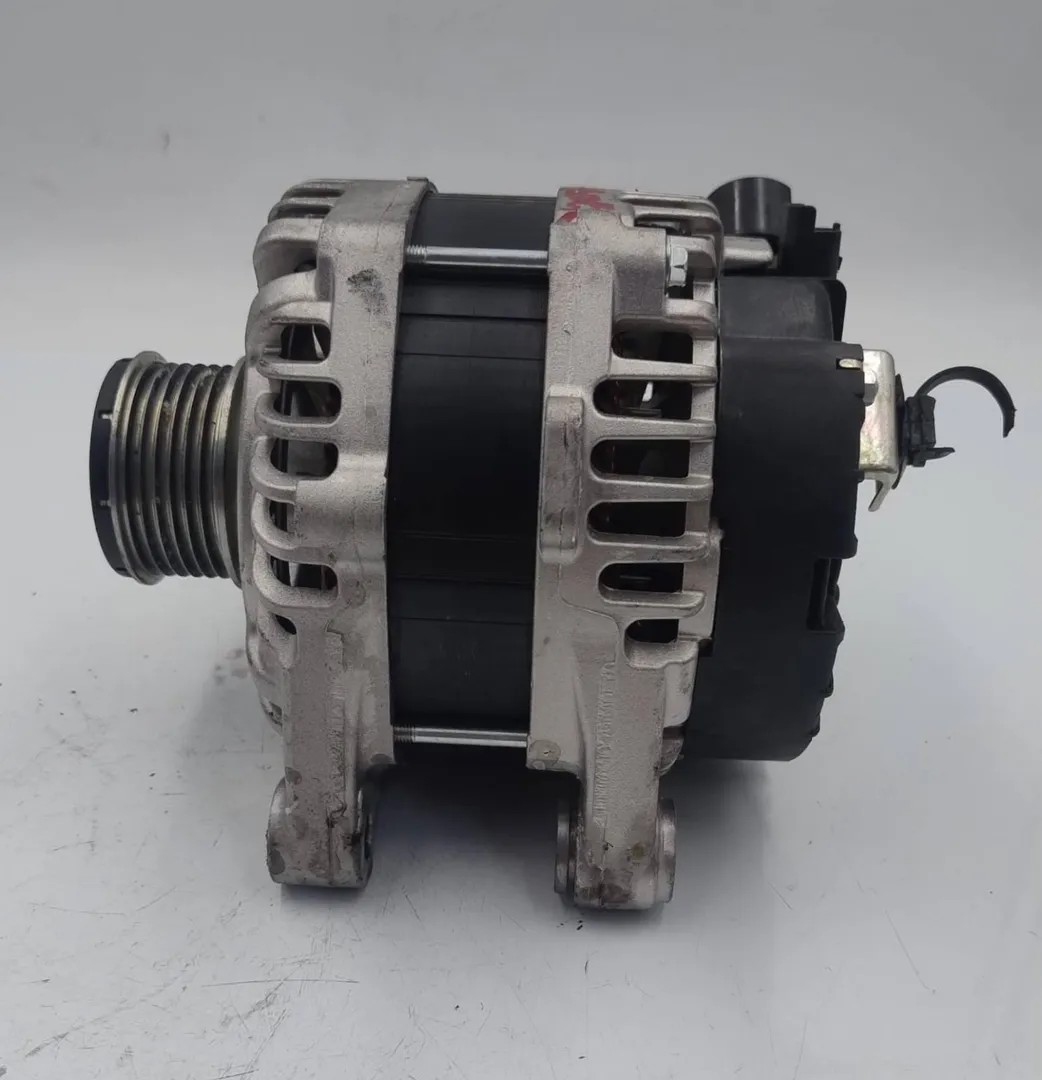 Alternatore Alternatore