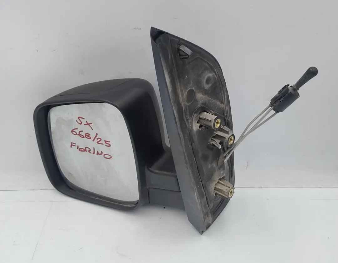 Specchietto retrovisore sinistro Specchietto retrovisore sinistro